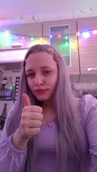 Лиза Золотова