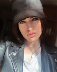 Julia Ustinova